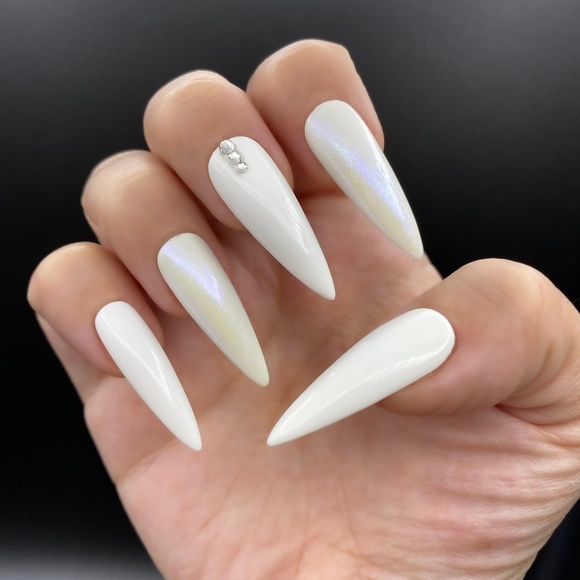 Trendy Barbie Core Unicorn Powder and Bling Press On Nails BEAUTY BY CPAT - Picture 2 of 6